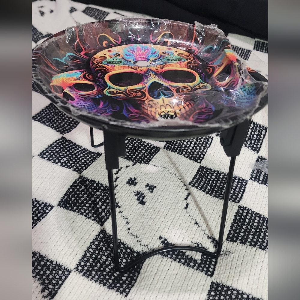 Skeleton Rolling Tray - Picture 2 of 3